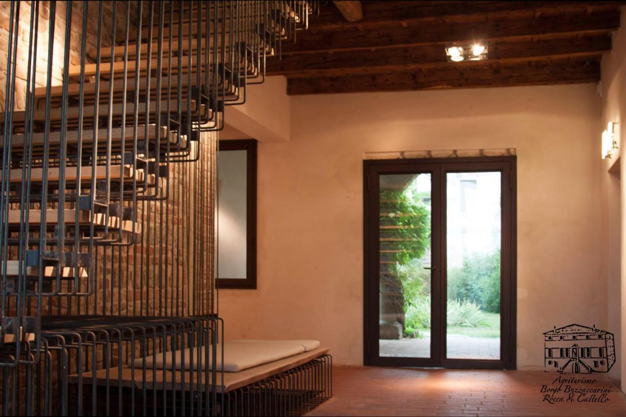 Agriturismo Borgo Buzzaccarini Rocca Di Castello モンセーリチェ エクステリア 写真