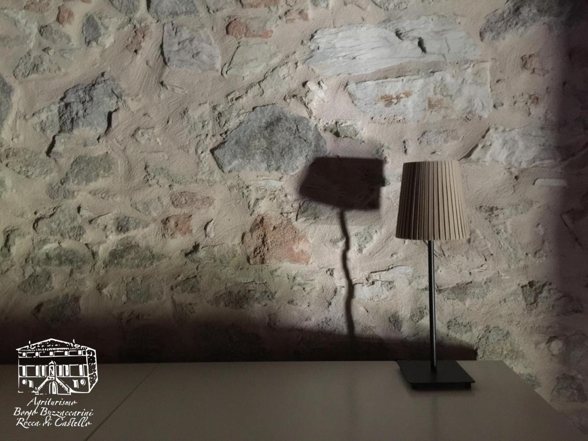 Agriturismo Borgo Buzzaccarini Rocca Di Castello モンセーリチェ エクステリア 写真