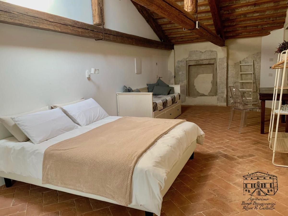 Agriturismo Borgo Buzzaccarini Rocca Di Castello モンセーリチェ エクステリア 写真