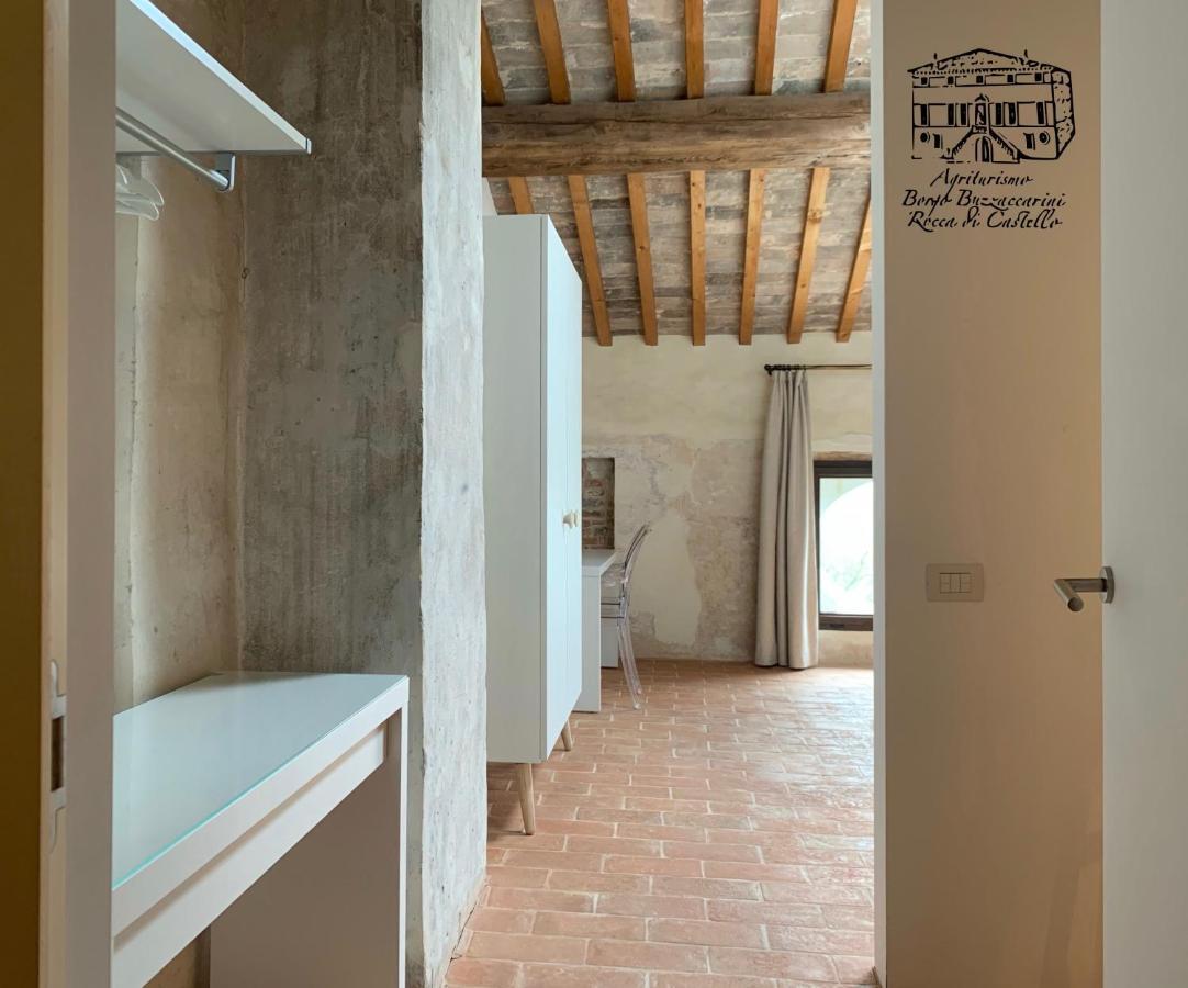 Agriturismo Borgo Buzzaccarini Rocca Di Castello モンセーリチェ エクステリア 写真
